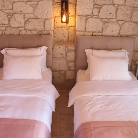 Cona 2* Αλακάτι