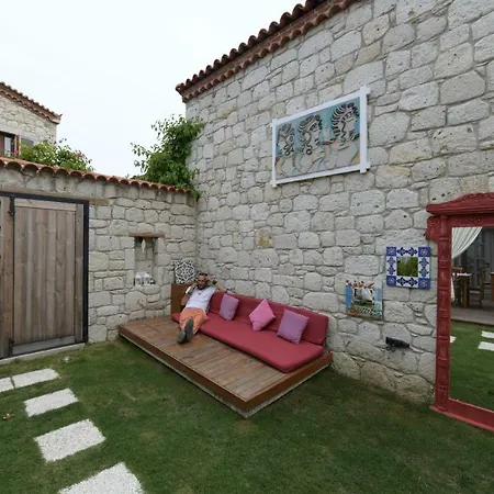 Cona Ξενοδοχείο Αλακάτι