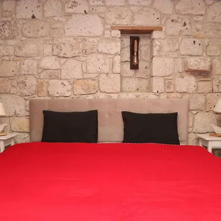 Hotell Cona 2*