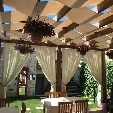 Cona Alaçatı