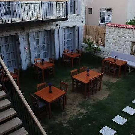 Hotell Cona 2*